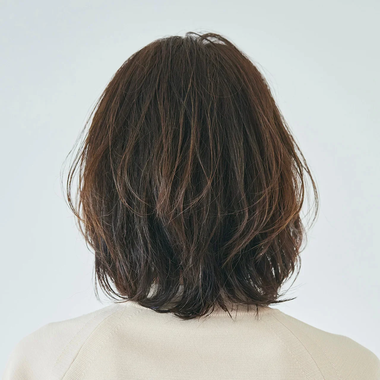 後ろから見た 40代人気ボブヘアスタイル7位