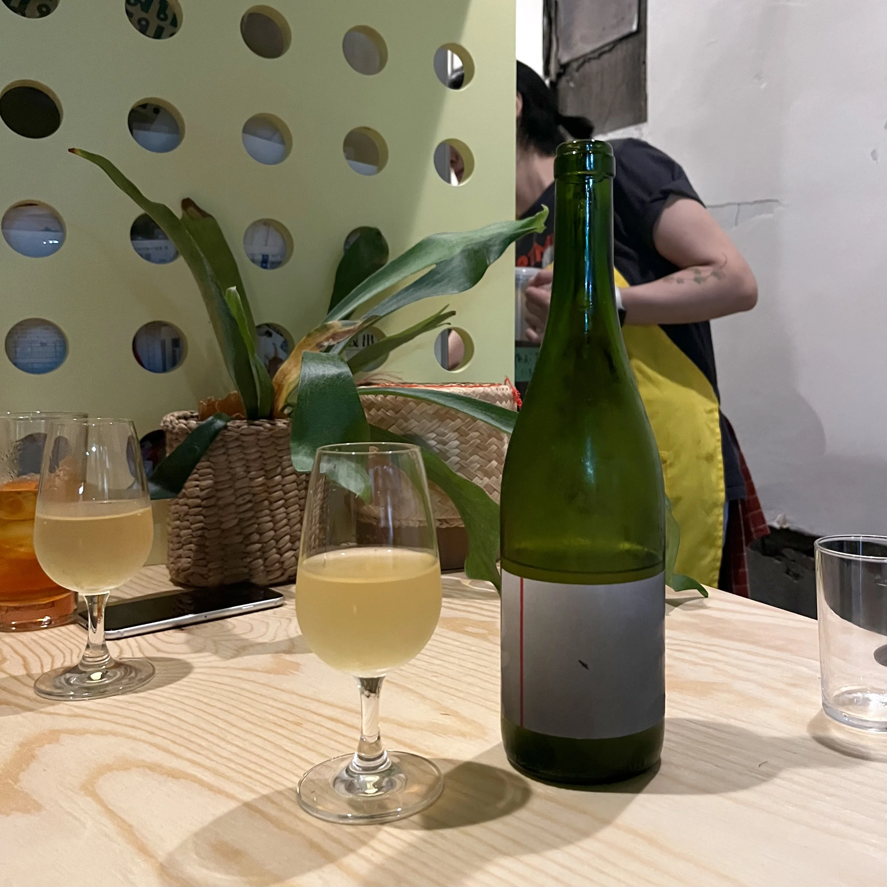 【maama】幡ヶ谷にニューオープンした立ち飲みタイ料理店