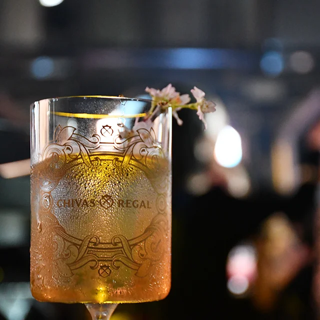 シーバスリーガルカクテルパーティ　CHIVAS REGAL　クリスタルゴールド