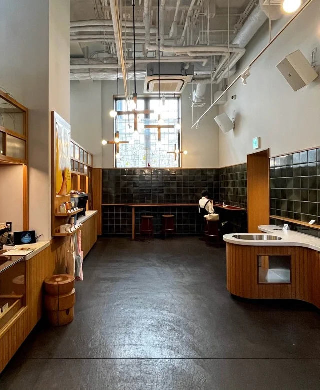 【エースホテル京都】歴史的建造物の趣に浸るヒストリックツイン_1_9