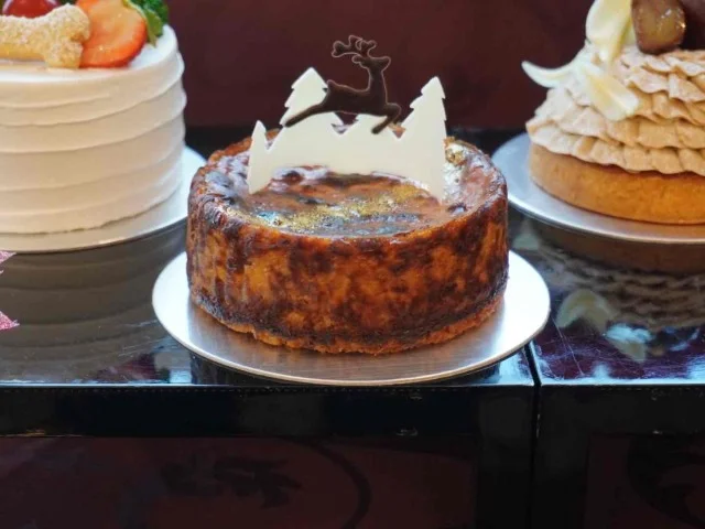 バスクチーズケーキ