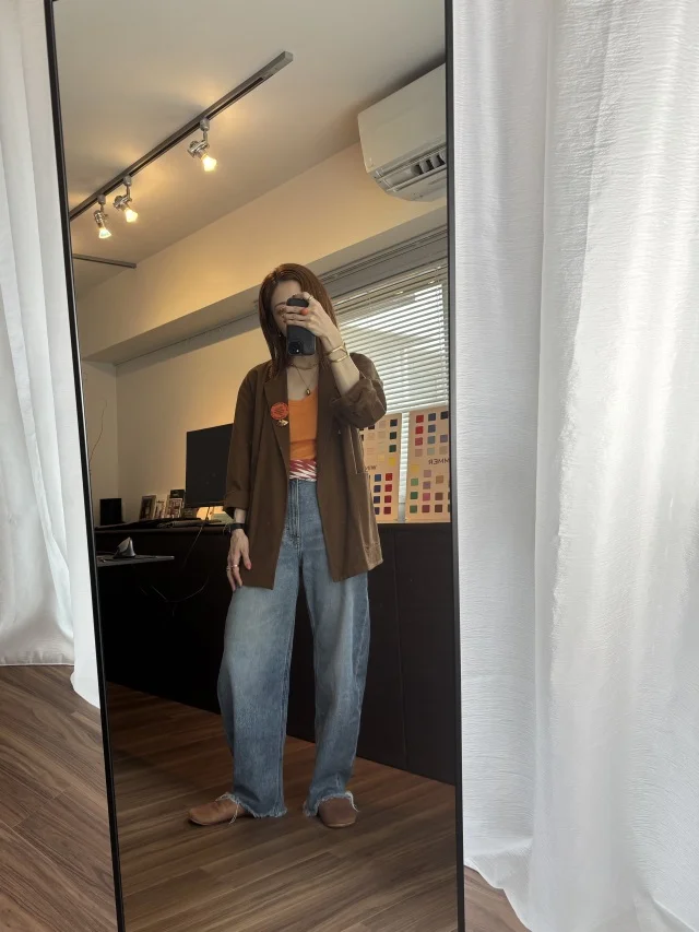 ヤヌークデニム　カーブシルエット