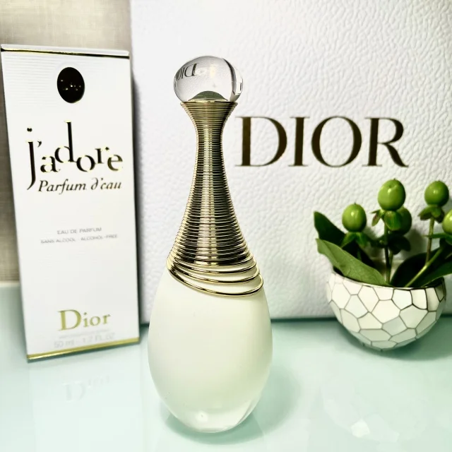 DIORの新しい香水「ジャドール パルファン ドー」瑞々しい素敵な香り 