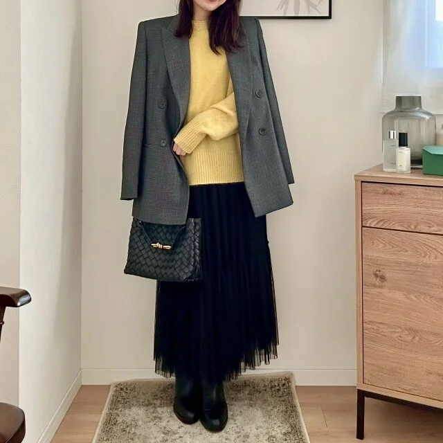 TICCA イエローニット着回しコーデ３（全身）