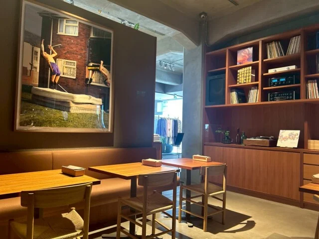 BIOTOP（カフェ店内）