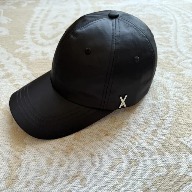 varzar studpolyballcap