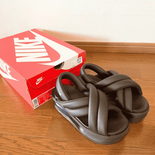 【NIKEエアマックスアイラ】夏セールで買い足し！ブラウンカラーの快適サンダル