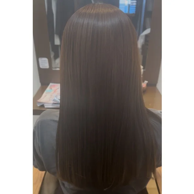 【40代ヘアスタイル】梅雨時期の湿気対策にはやっぱりこれ!_1_3