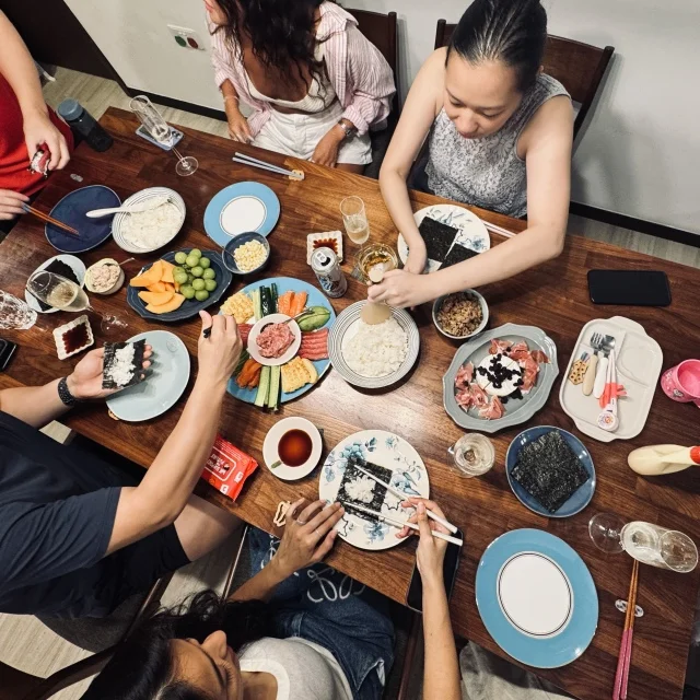 【手巻き寿司パーティー】外国人ゲストにウケた意外な食べ物