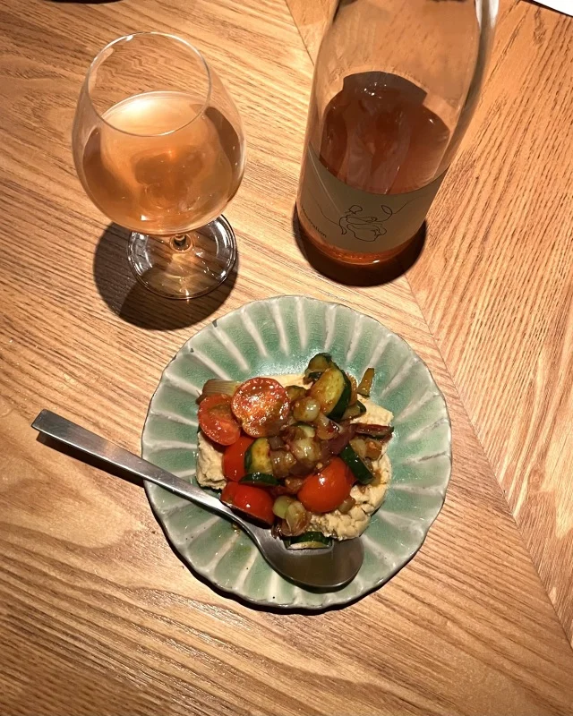 【N iru】絶品の煮込み料理とナチュールを堪能できる人気店_1_4