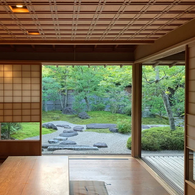 秋の京都を味わう旅。京都岡崎に佇む宿「源鳳院」の離れで格式ある伝統を感じる_1_1