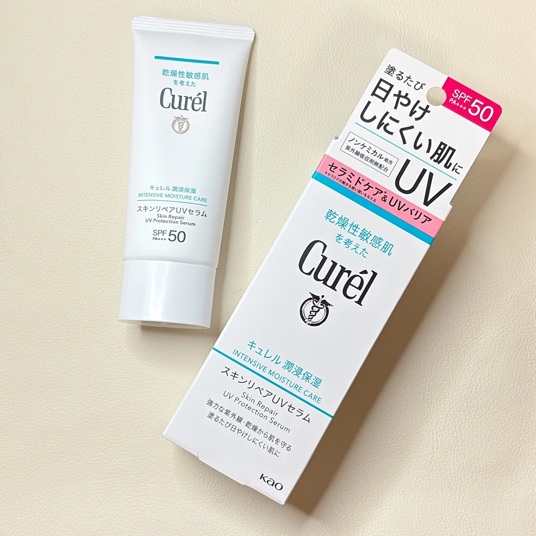 桜のフレグランスも！ 早春にまといたいおすすめの香りまとめ　BAUM：サクラツリー　発表会の写真　桜染めの布とのディスプレイ