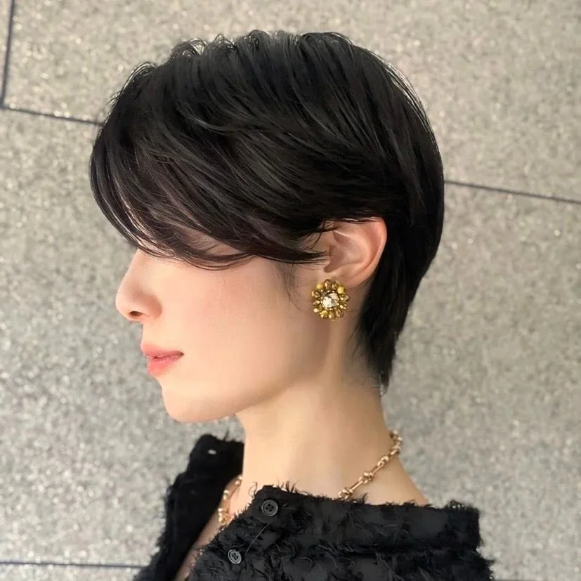 横から見た　人気ヘアスタイル３位の髪型