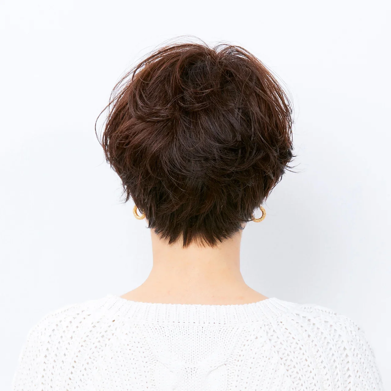 後ろから見た　アラフォーに合う人気ヘアスタイル1位