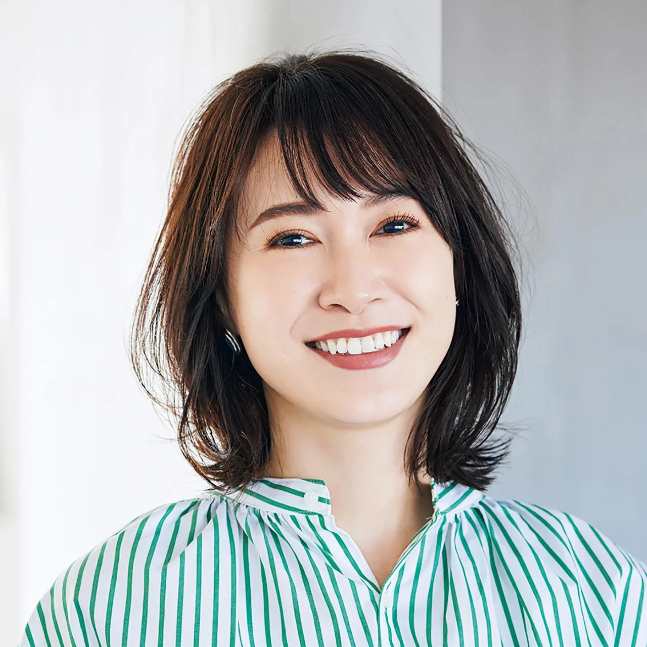 40代に似合うミディアムヘア　ヘアスタイル人気ランキング10位