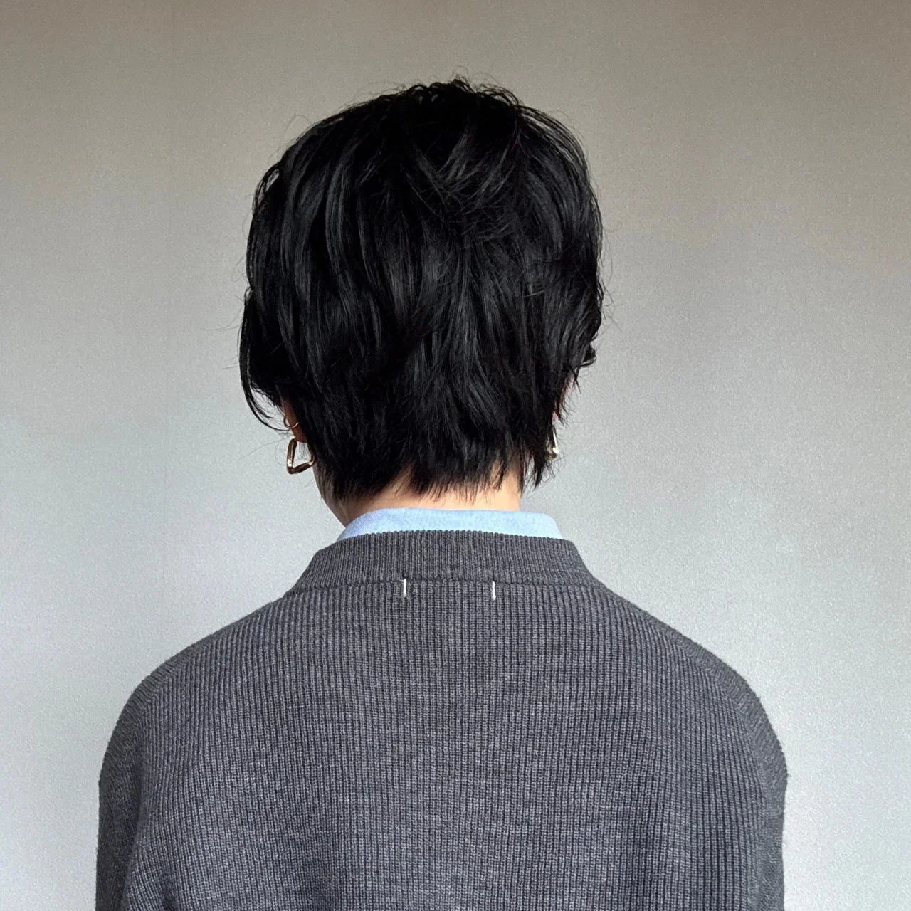 後ろから見た　アラフォーに合う人気ヘアスタイル３位