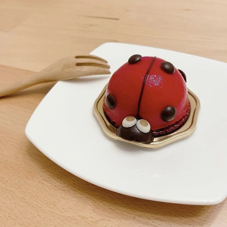 dalloyau（ダロワイヨ）のてんとう虫ケーキ「コクシネル」
