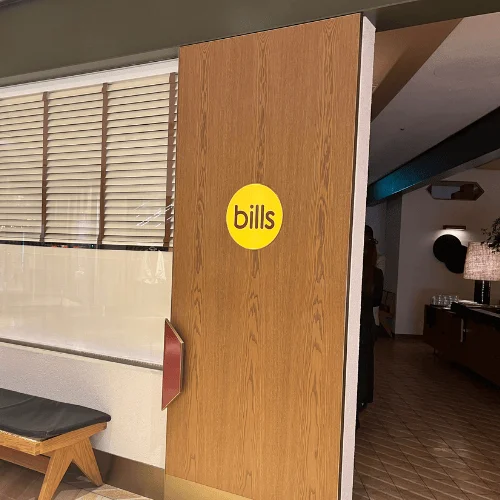 bills 銀座　大阪ルクアイーレ