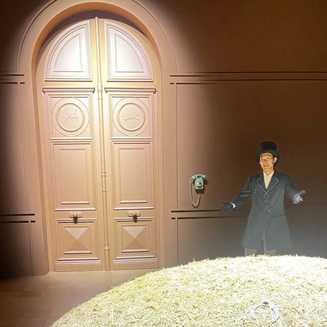 エルメスの馬さがし画像