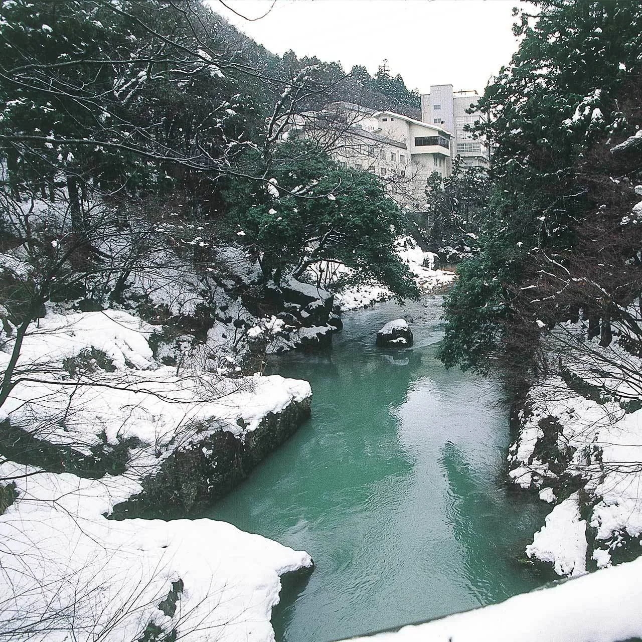 温泉街　街並み