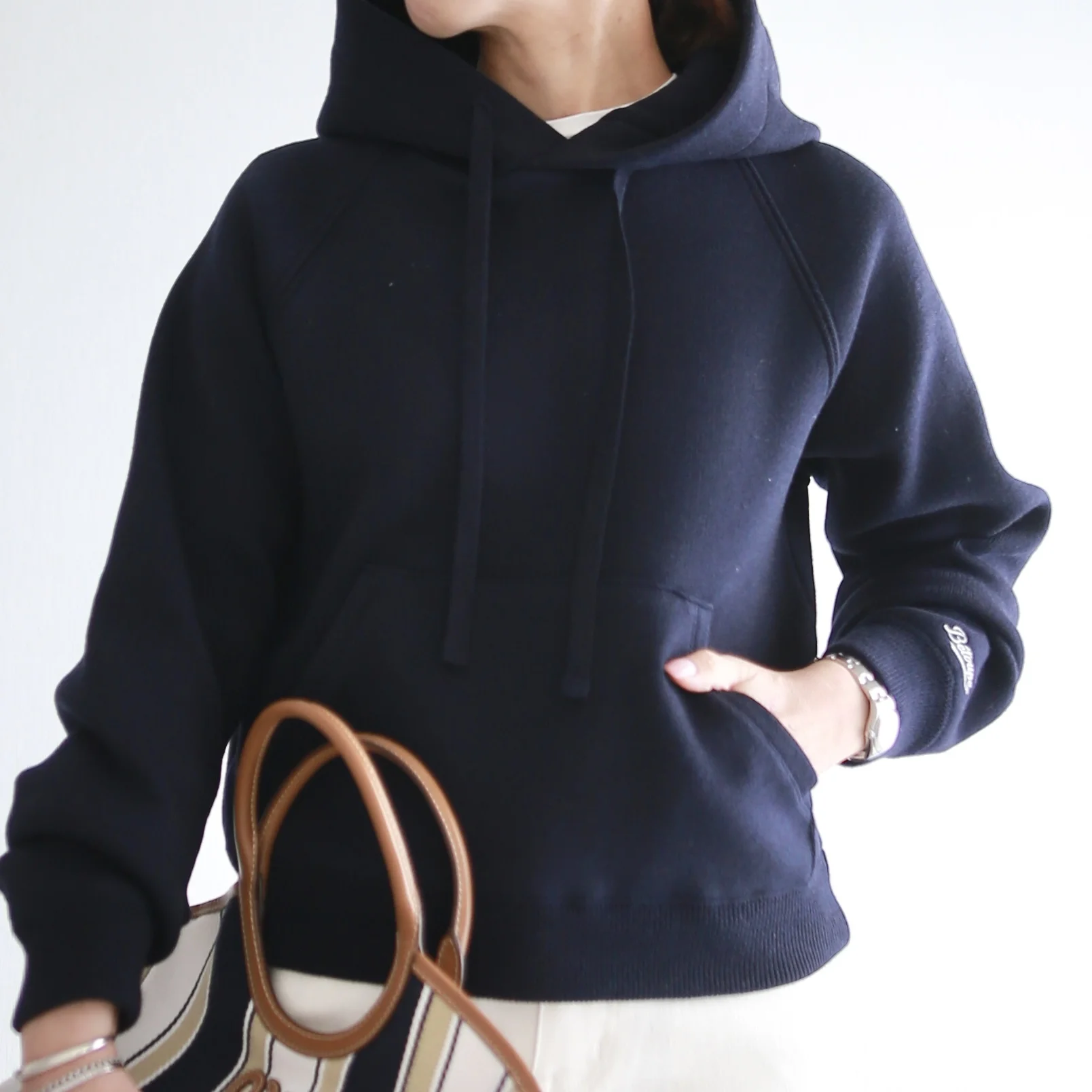 着こなし術　BETOUPE フーディー　marisol bemiコラボ ホワイトデニム　別注　ホワイトデニム　healthydenim pinkpepper wide