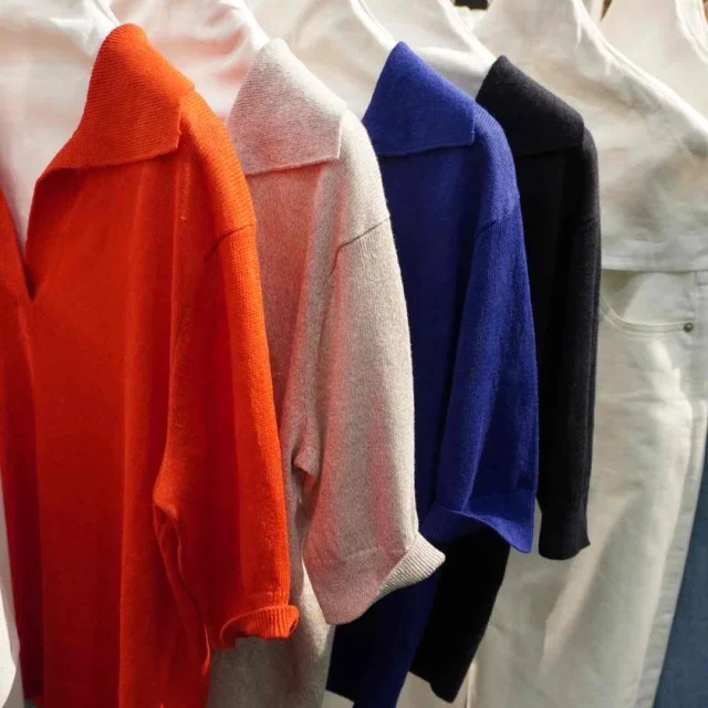 鮮やかカラーのポロニット