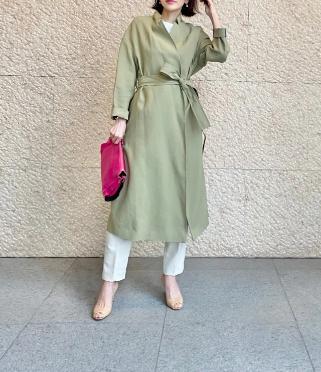 くすみ感が旬なピスタチオ色コート | ファッション誌Marisol(マリソル