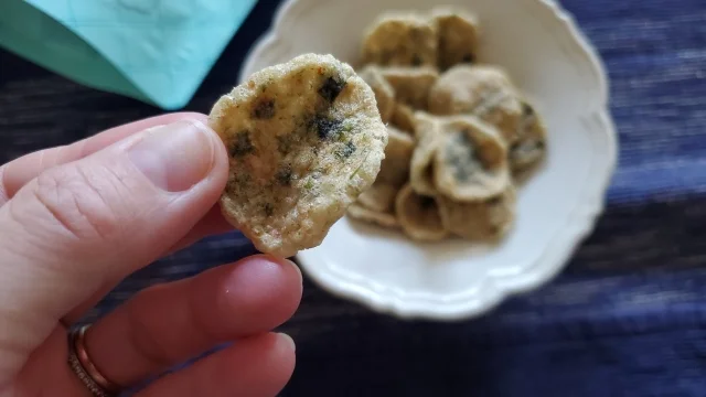 天然海老を約6割使用したLOVE ebby! TOKYOのえびチップス