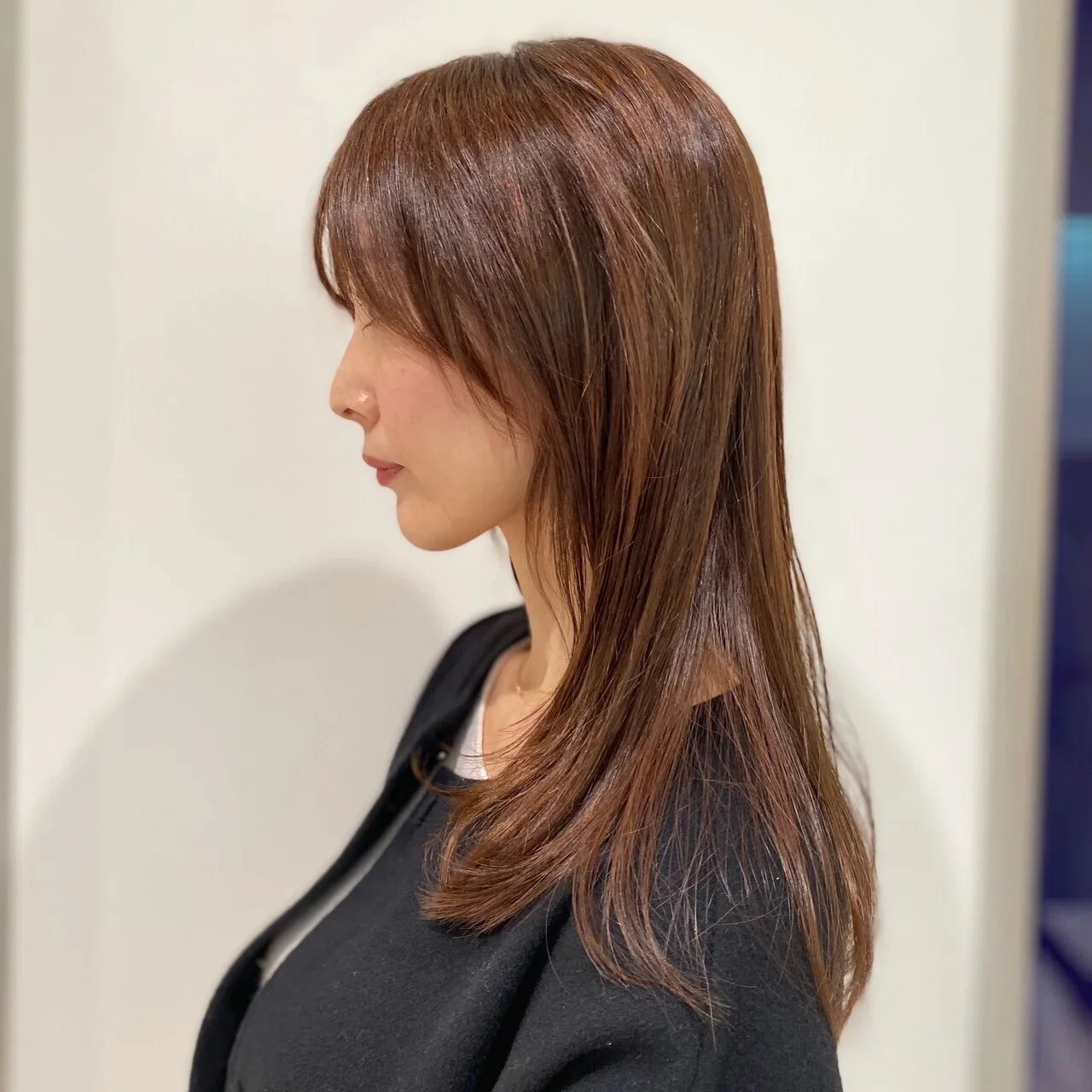 横から見た人気ロングヘアスタイル６位の髪型
