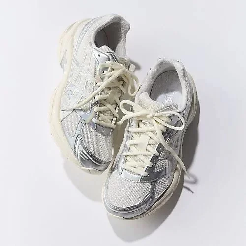 アシックススポーツスタイル　GEL1130　シルバー