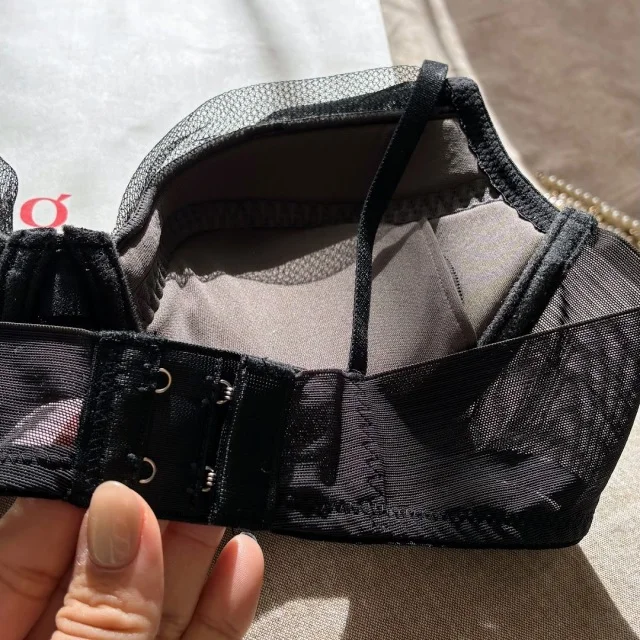 自己肯定感UP！ シンプルコーデに自信がもてる、40代のブラ選び_1_4