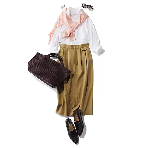 はくだけで、縦長＆すっきり！ 40代の腰まわりの悩みをまるごと解決するタックコクーンスカート【40代のための「スタイルアップ研究所」#24】_1_7-1