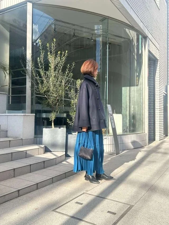 冬服をアップデート！大人のための「きれい色コーデ」_1_3