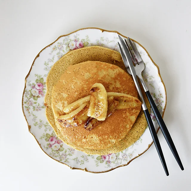 プロテインパンケーキ おうちカフェ Ihearb ヘルシーパンケーキ バナナキャラメル