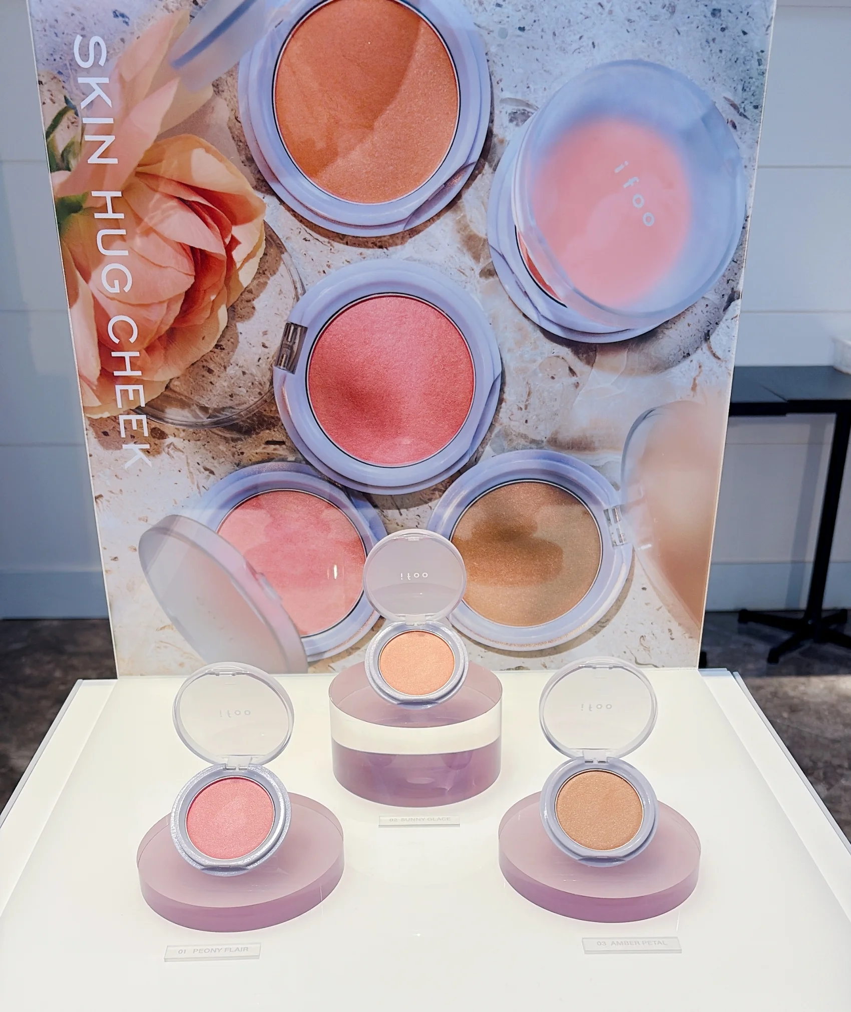 新作コスメ　千吉良恵子　ifoo 発表会　森絵梨佳　イフウ　スキンハグチーク　全3色