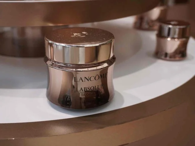 アプソリュ ザ リッチクリーム