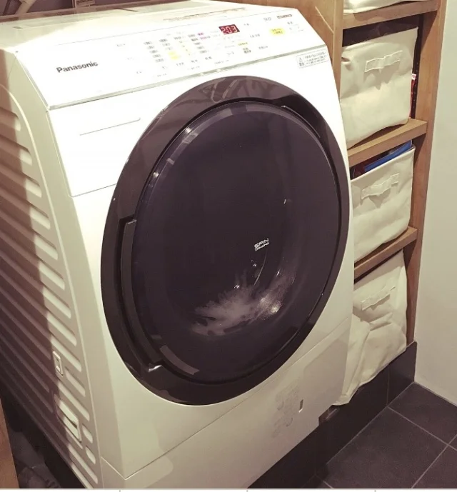 ドラム式の全自動洗濯乾燥機。