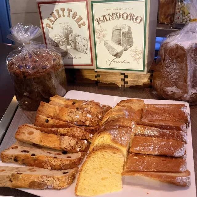 六本木のホテル、グランド ハイアット 東京のクリスマスブレッド、パネトーネ、パンドーロの画像