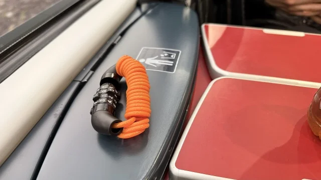 【保存版】ヨーロッパ旅行のスリ対策まとめ｜防犯グッズ・持ち物・歩き方_1_6-1