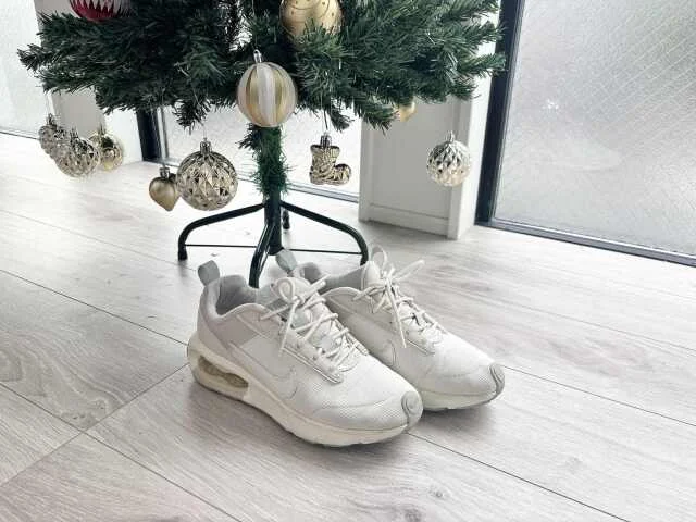 【ユニクロ】定番タックワイドパンツで運動会もキレイめが叶う_1_7