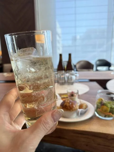 大人の“きれい色”はこう着る。美女組オフ会スタイル_1_6-3