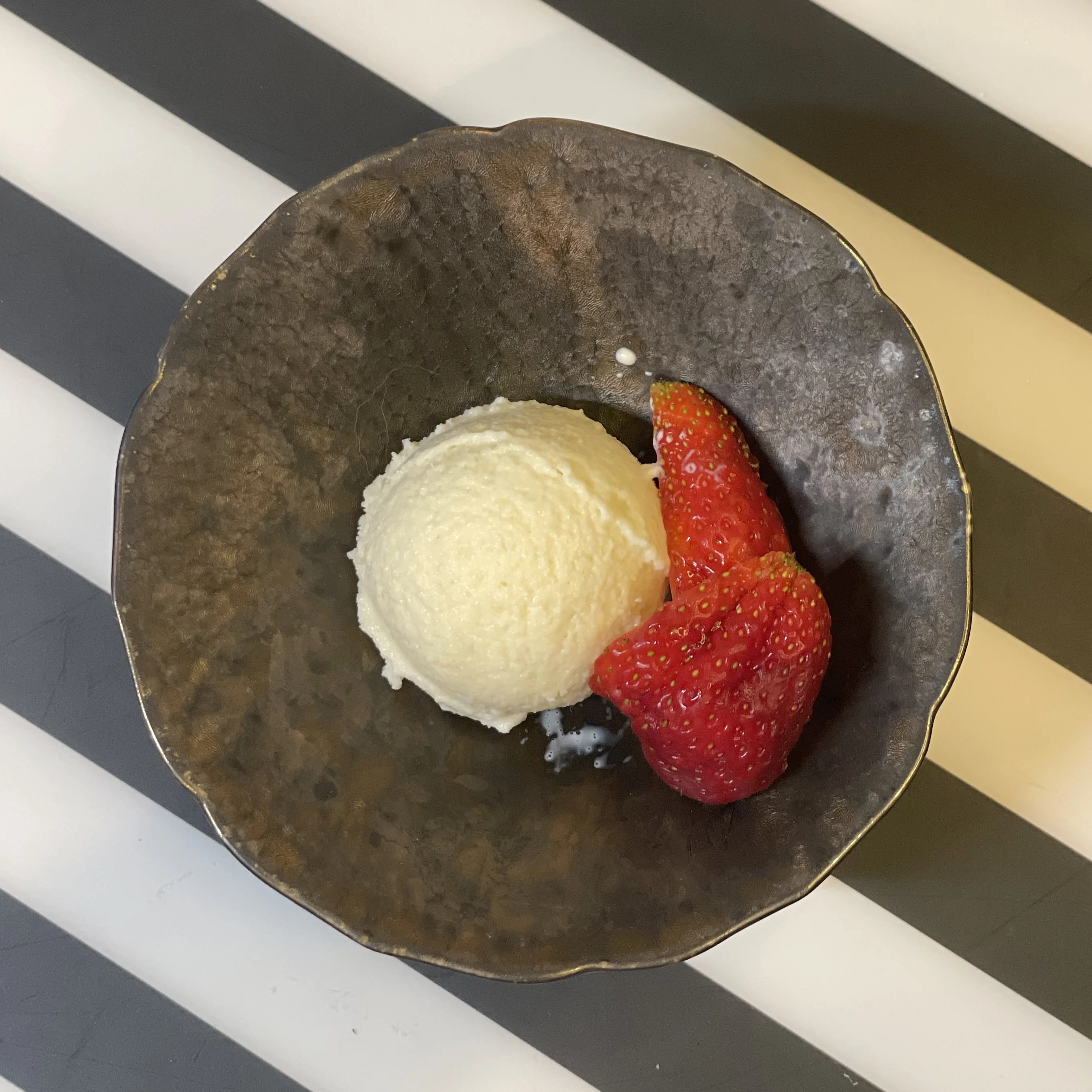 自宅で簡単ヘルシーバニラアイスクリーム！
