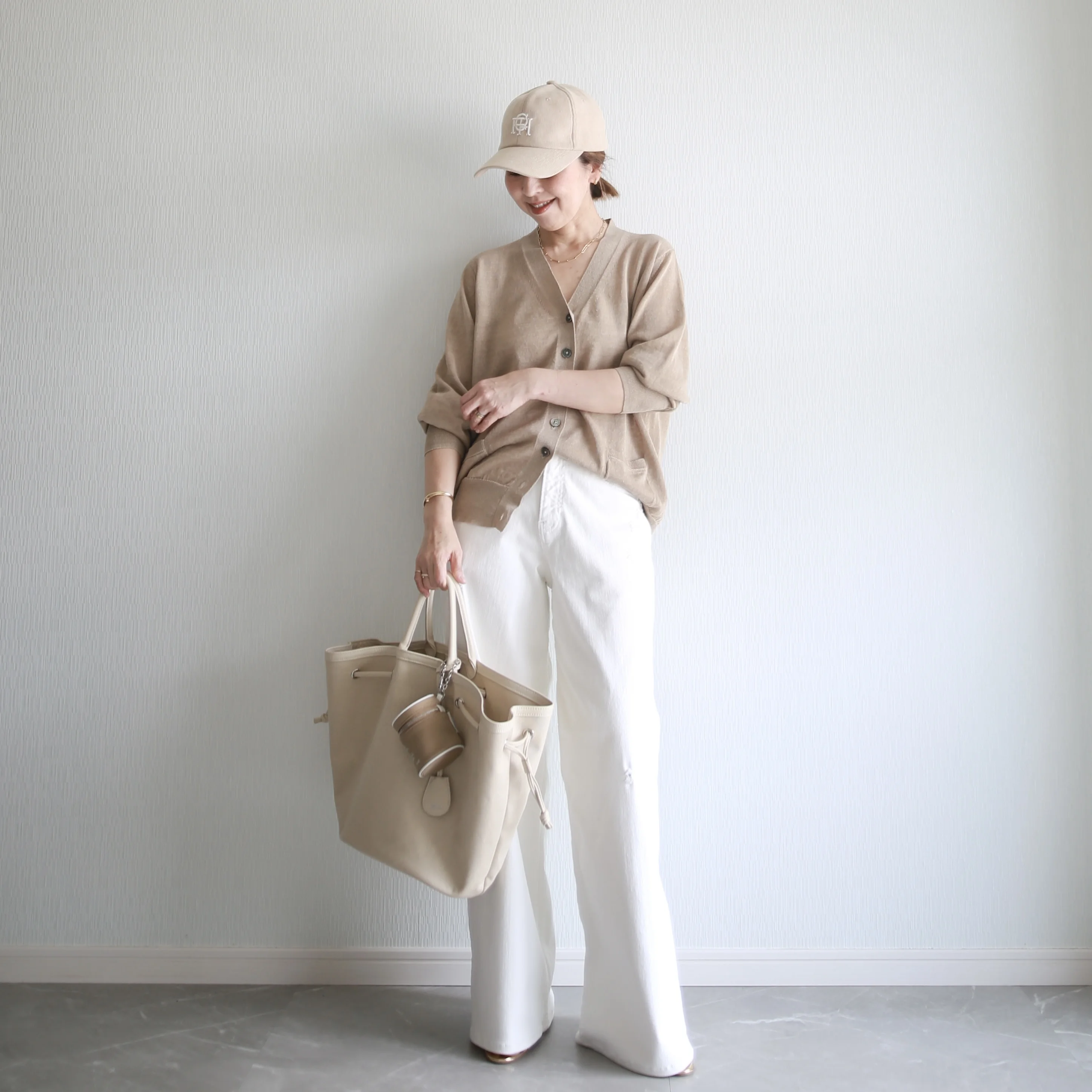 2025SS L'Appartement GOODGRIEF キャップ 小柄コーデ betoupe surt