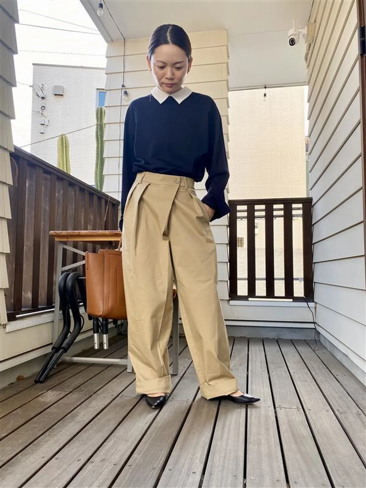 エムセブンデイズ 襟つき２WAYトップス