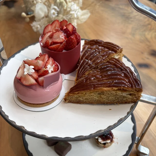 プティアフタヌーンティ　ガレット・デ・ロワ