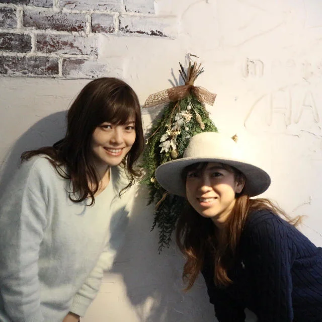 恵比寿にある美容室「meets HAND」の田部井さん。（右）