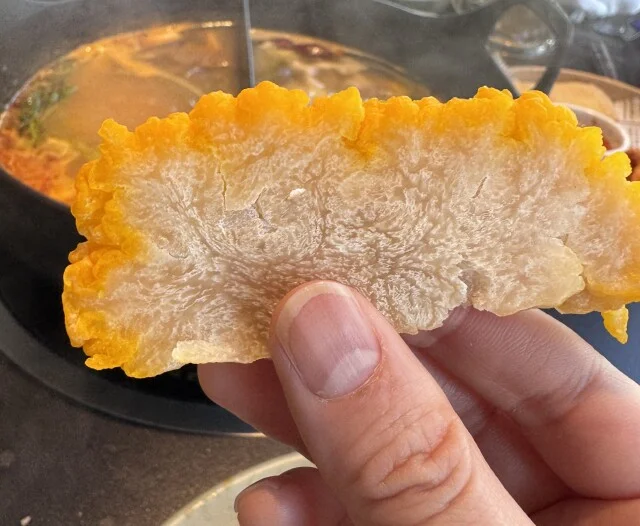 雲南　キノコ鍋　望滇山