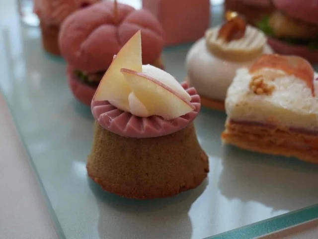 ほうじ茶とクリームチーズ りんごジャム
