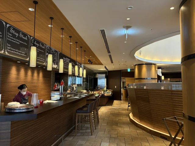 甘いだけじゃない、お肉も楽しめるホテルアフタヌーンティー_1_3