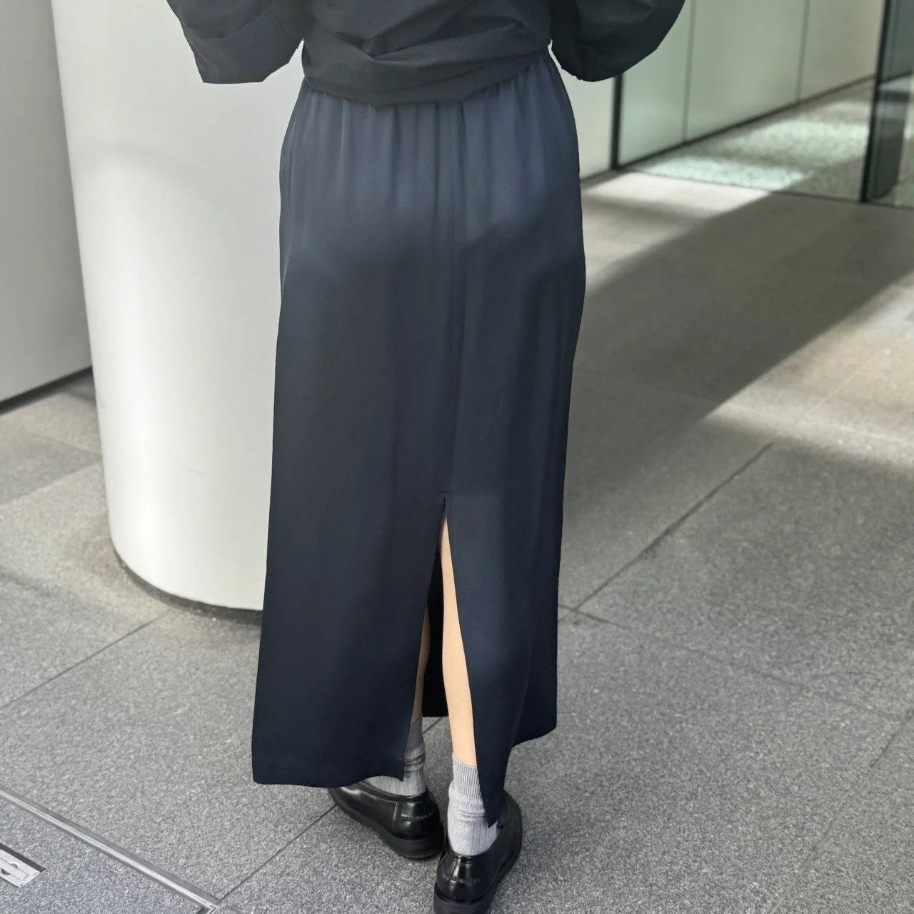 BRILL　サテンドローストリングスカート　ディテール